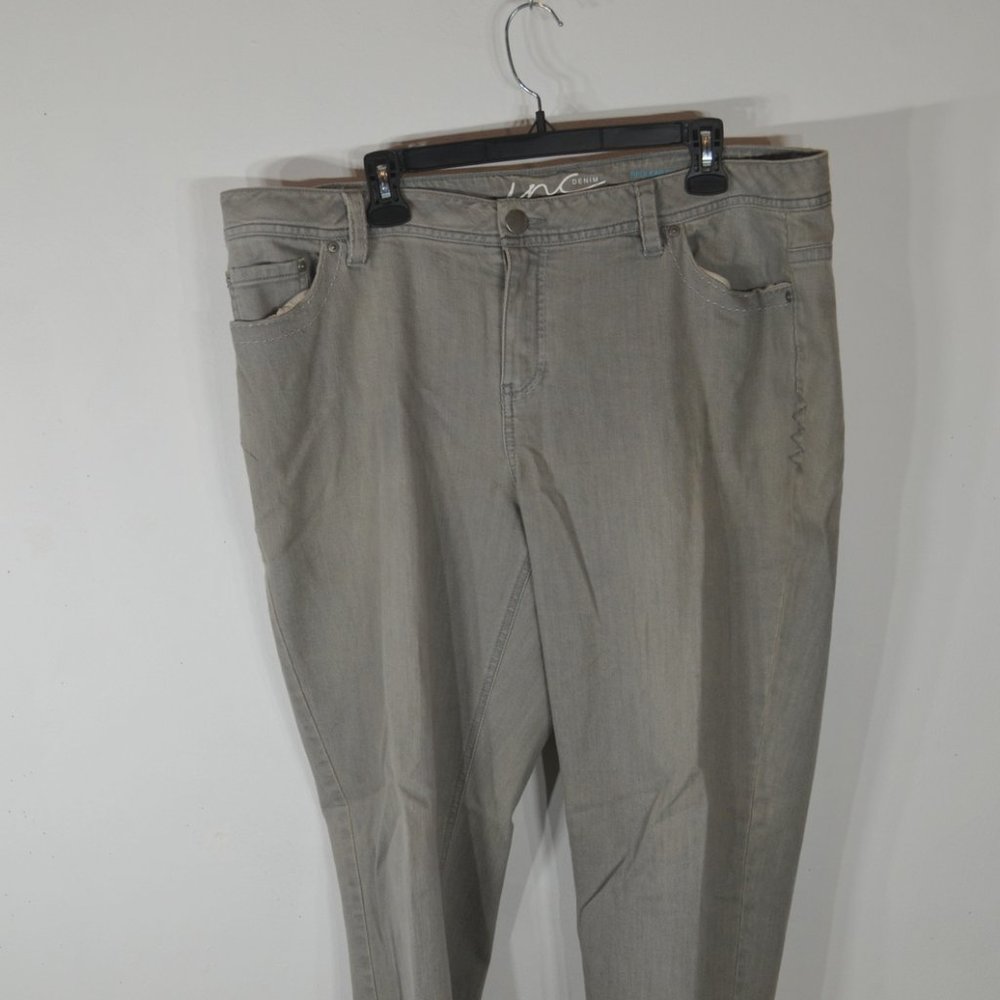 INC Internatonal Concepts Woman's Jeans 18W Regular Fit Pre-Owned